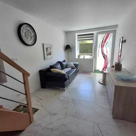 Auxpetitsloups Issancourt-et-Rumel