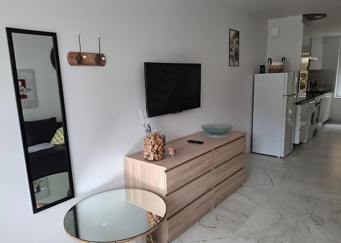 Апартаменты Auxpetitsloups